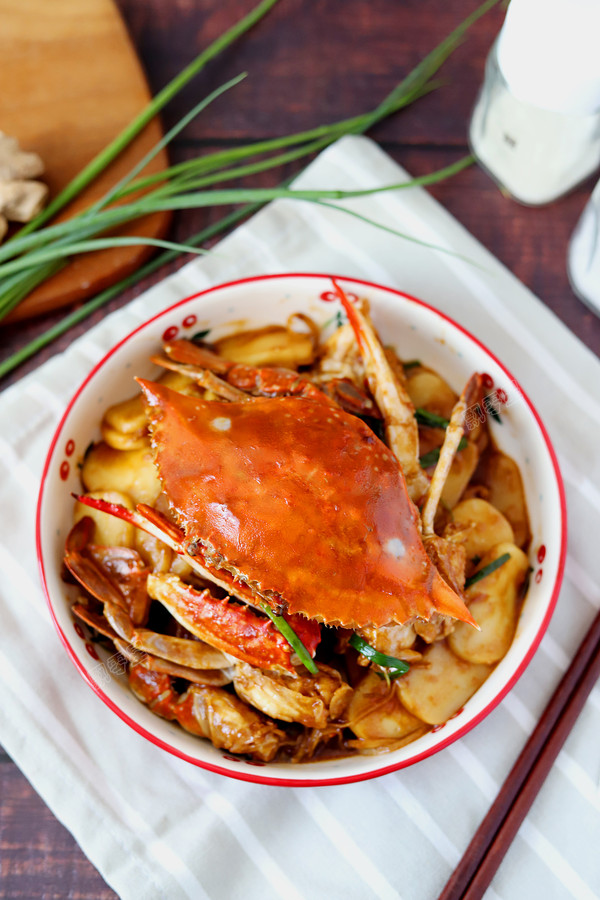 梭子蟹炒年糕的做法-家常味炒菜譜-易網健康養生網 梭子蟹炒年糕的做法-家常味炒菜譜