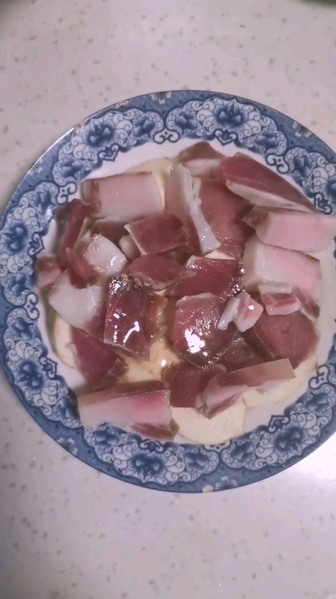 咸肉蒸慈姑的做法-咸鮮味蒸菜譜