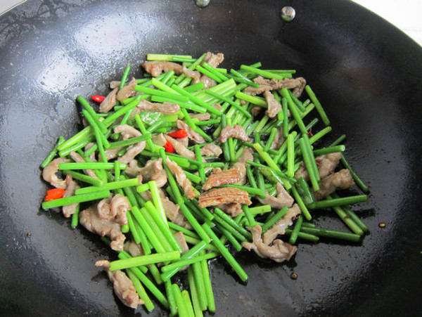 蒜薹炒羊肉的做法-家常味炒菜譜