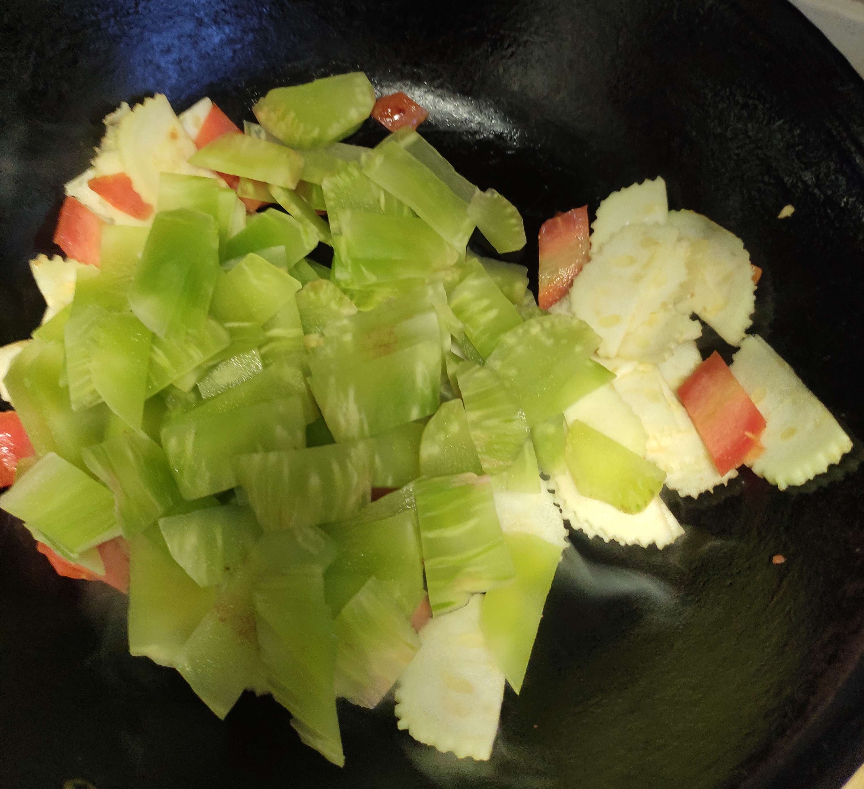 雞蛋萵筍的做法-咸鮮味炒菜譜-易網健康養生網 雞蛋萵筍的做法-咸鮮味炒菜譜