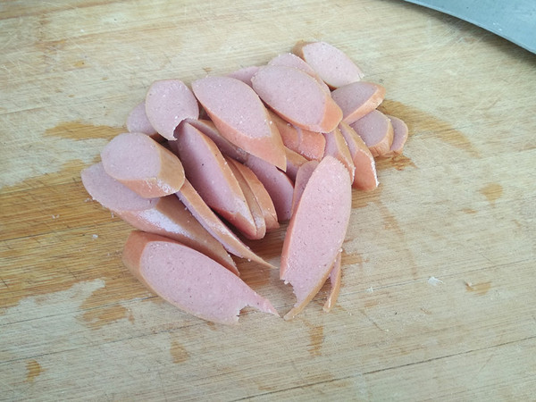 碧綠小白菜炒肉腸的做法-咸鮮味炒菜譜