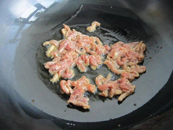 胡蘿卜黃豆芽炒肉的做法-家常味炒菜譜