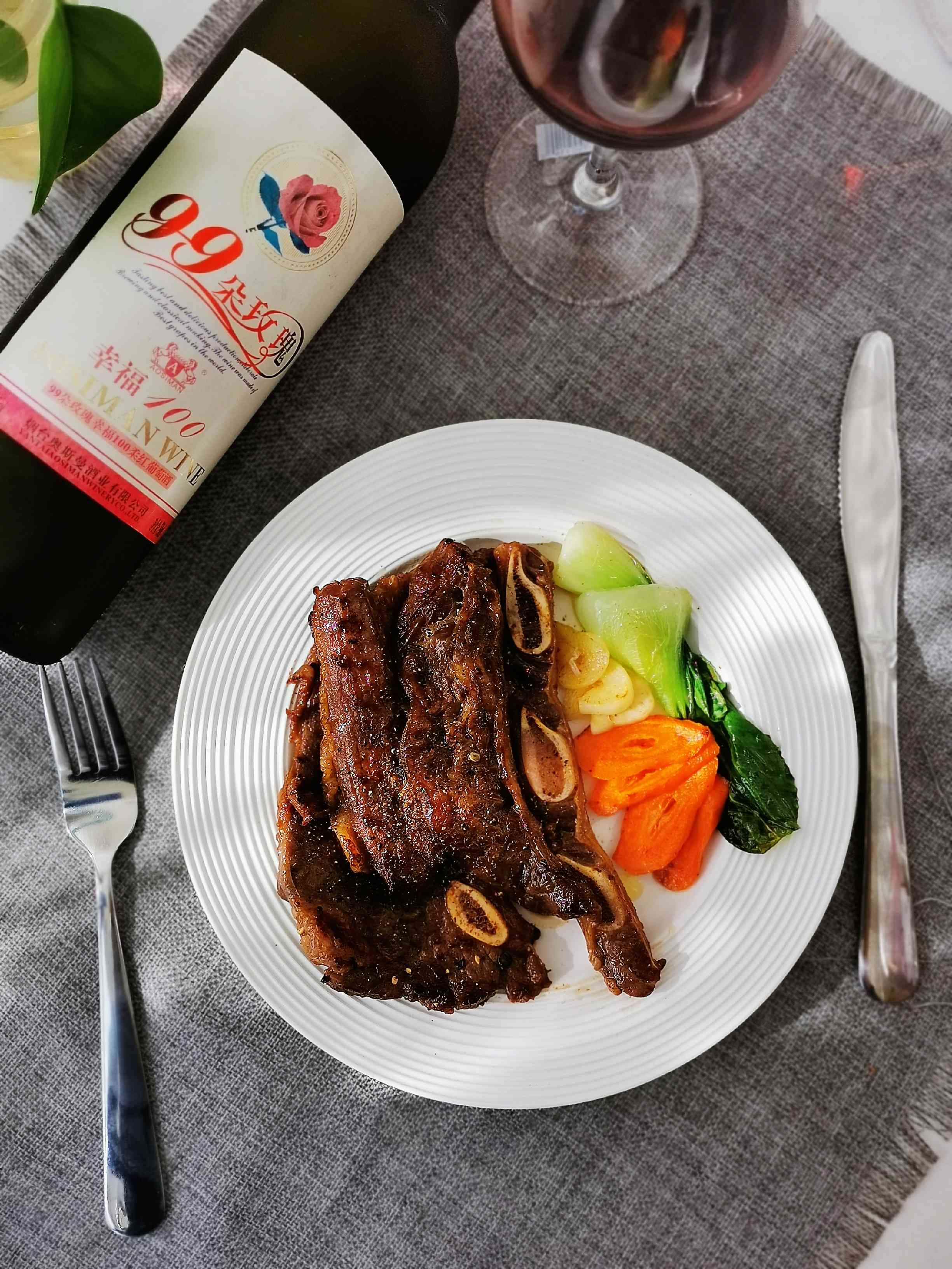 香煎牛仔骨的做法-黑椒味煎菜譜