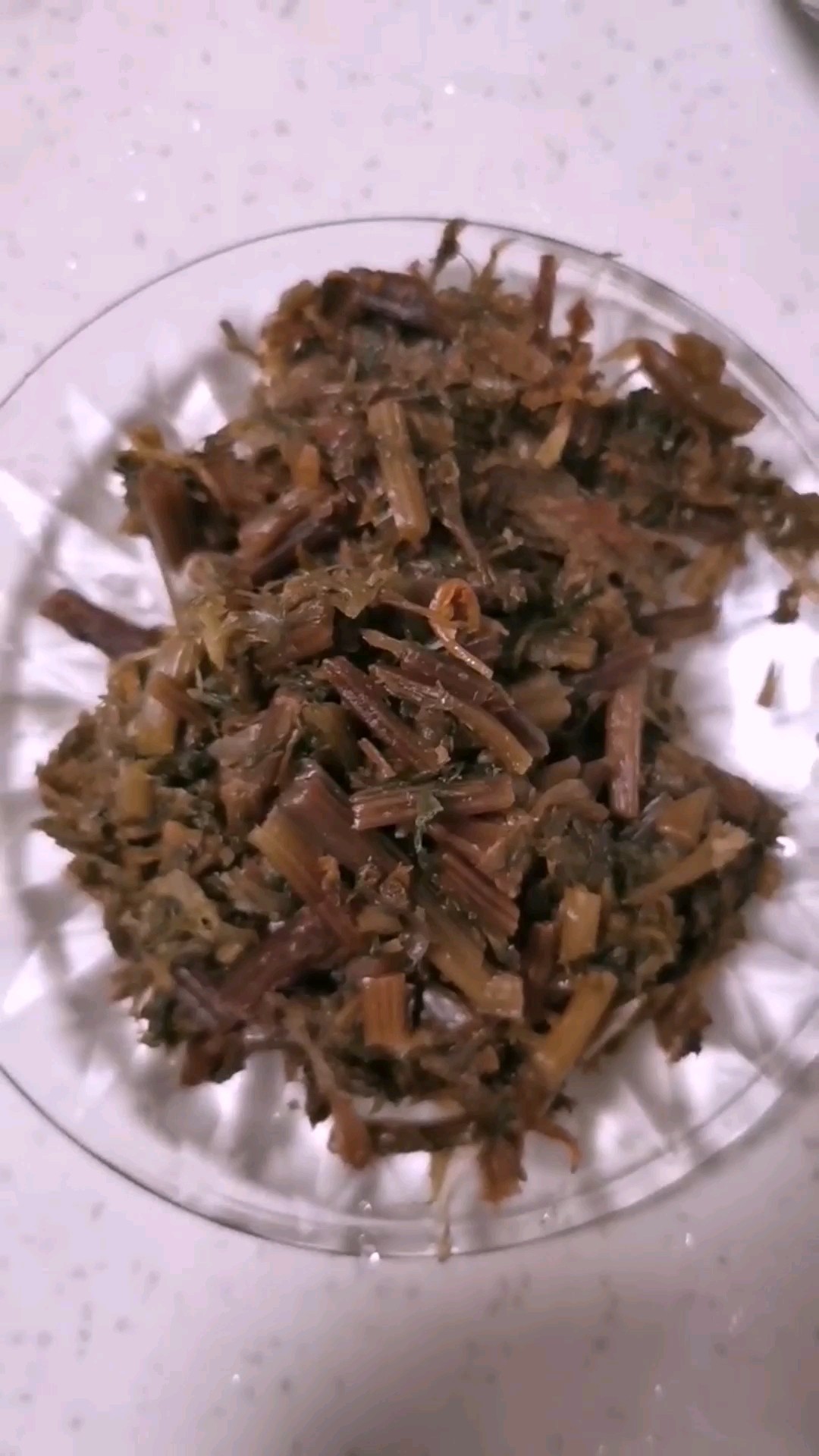 雪菜燉黃魚的做法-家常味煮菜譜-易網健康養生網 雪菜燉黃魚的做法-家常味煮菜譜