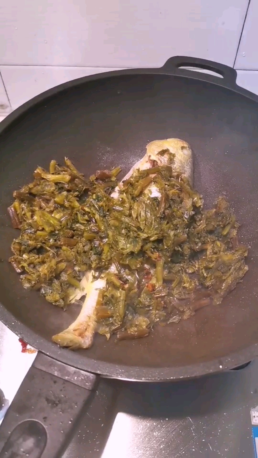 雪菜燉黃魚的做法-家常味煮菜譜-易網健康養生網 雪菜燉黃魚的做法-家常味煮菜譜