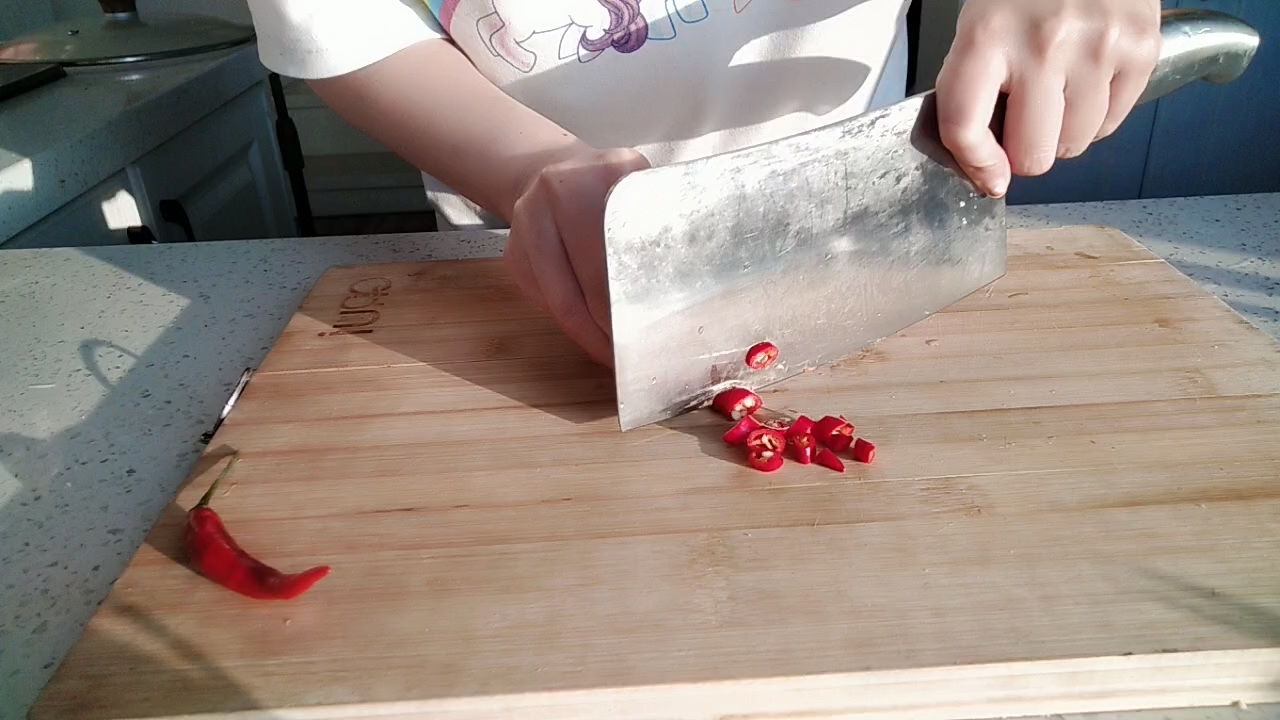 錫紙金針菇的做法-家常味烤菜譜-易網健康養生網 錫紙金針菇的做法-家常味烤菜譜