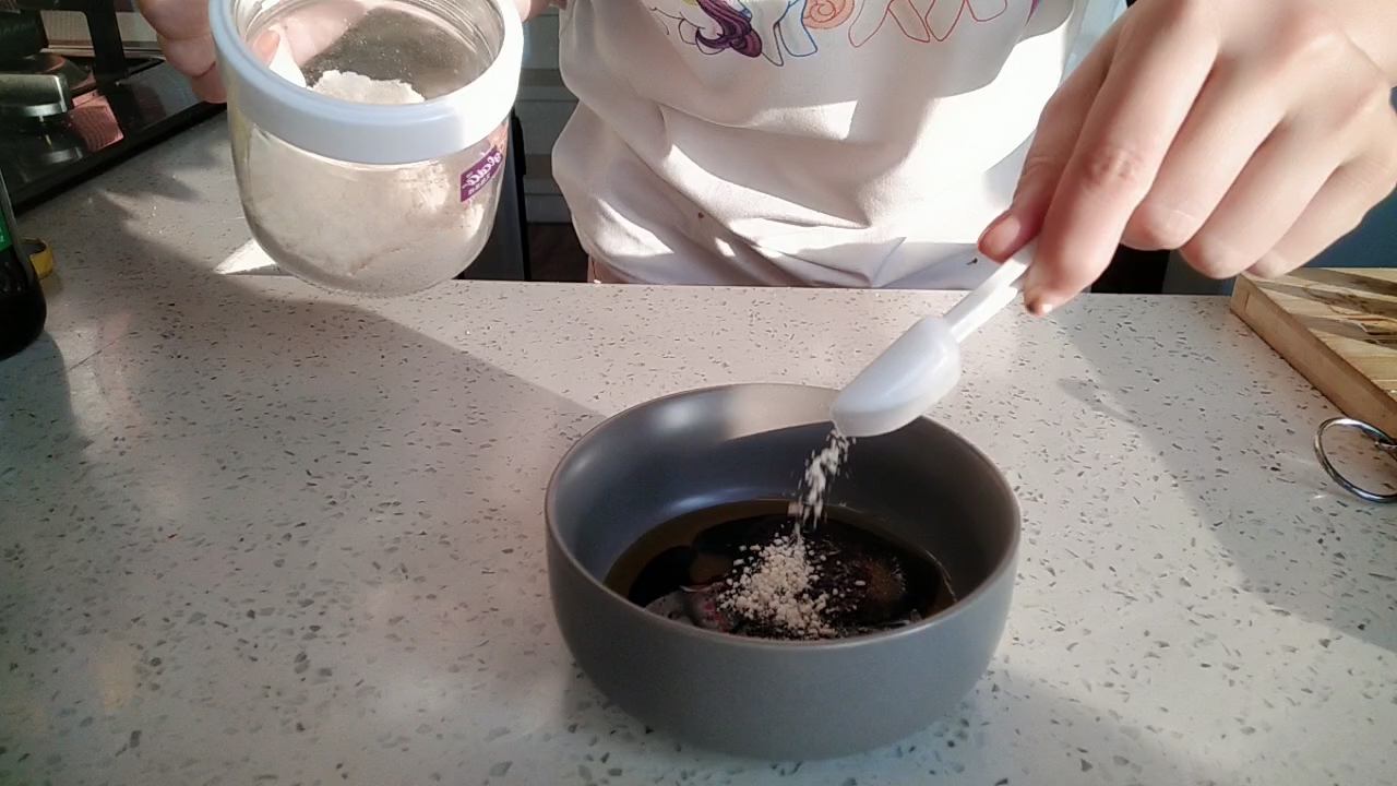 錫紙金針菇的做法-家常味烤菜譜-易網健康養生網 錫紙金針菇的做法-家常味烤菜譜