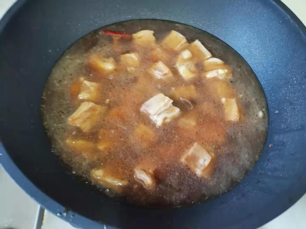 紅燜羊排的做法-家常味燉菜譜-易網(wǎng)健康養(yǎng)生網(wǎng) 紅燜羊排的做法-家常味燉菜譜