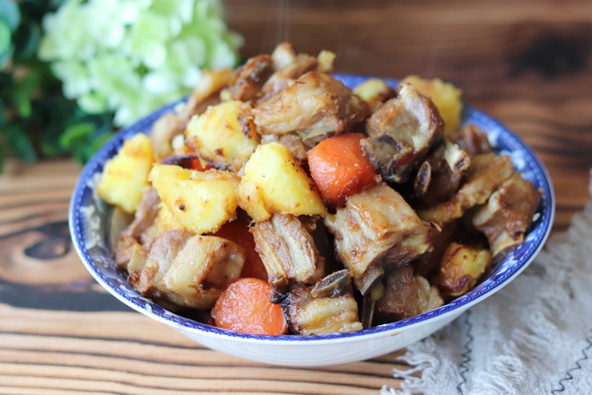 紅燜羊排的做法-家常味燉菜譜-易網(wǎng)健康養(yǎng)生網(wǎng) 紅燜羊排的做法-家常味燉菜譜