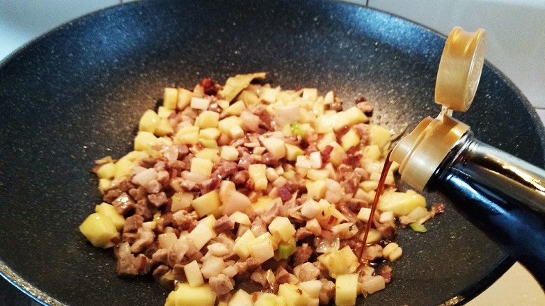 銷魂鹵肉飯的做法-咸鮮味燒菜譜