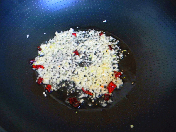 涼拌黑木耳的做法-其它口味拌菜譜