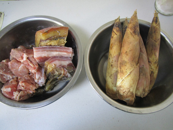 腌篤鮮的做法-咸鮮味燒菜譜-易網<a href=http://www.gyfww.com/ target=_blank class=infotextkey>健康養生</a>網 腌篤鮮的做法-咸鮮味燒菜譜