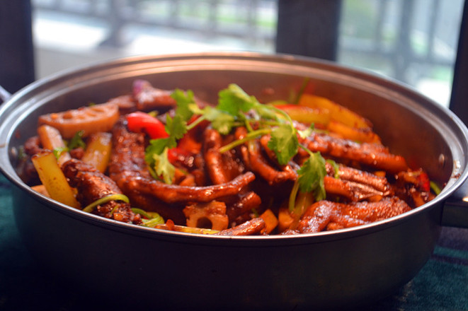 干鍋鴨掌的做法-香辣味炒菜譜-易網健康養生網 干鍋鴨掌的做法-香辣味炒菜譜