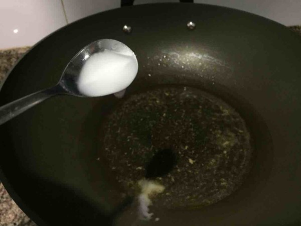 青椒釀肉的做法-咸鮮味煎菜譜