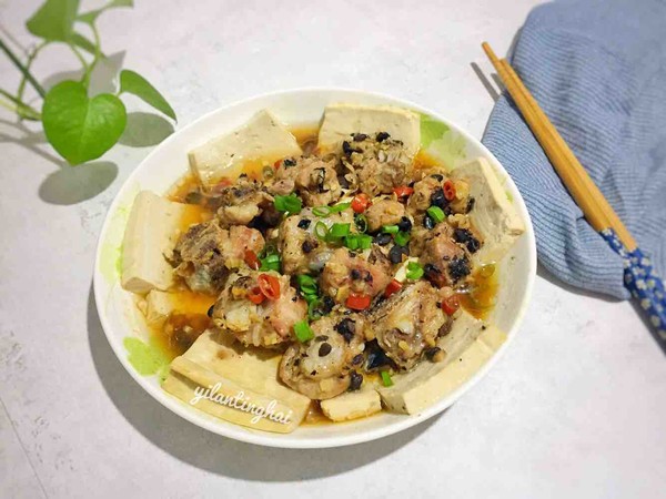 排骨蒸豆腐的做法-咸鮮味蒸菜譜