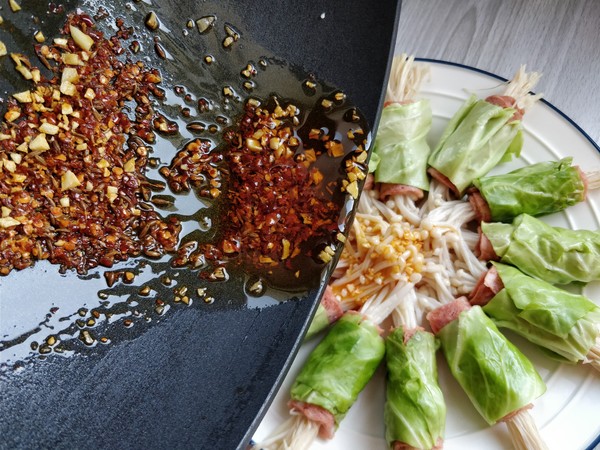 培根包菜卷的做法-咸鮮味蒸菜譜