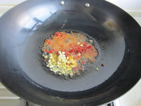 辣椒醬炒蘿卜的做法-家常味炒菜譜