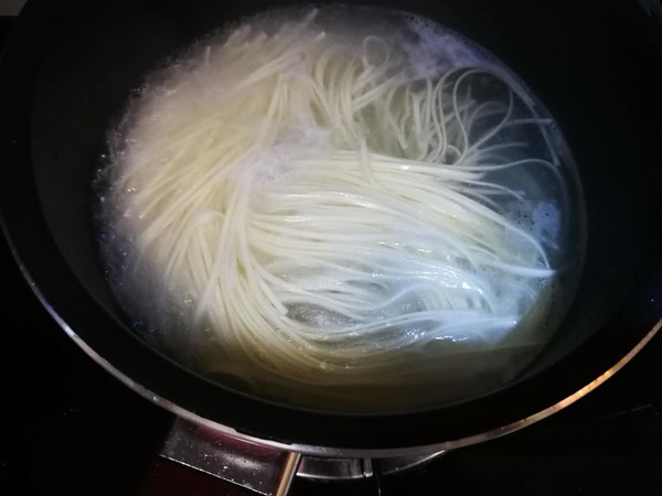 陽春面的做法-咸鮮味煮菜譜