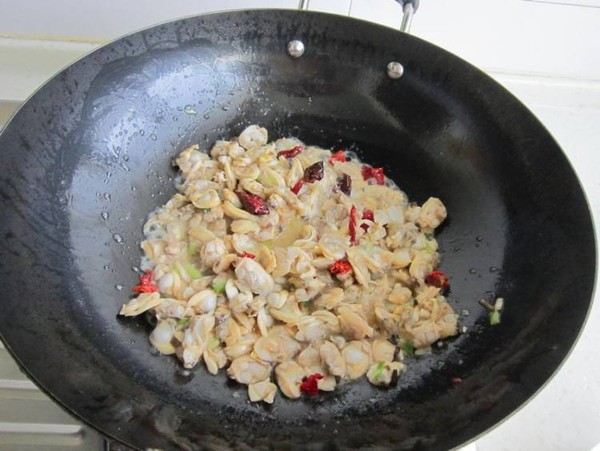 爆炒蛤蠣的做法-家常味炒菜譜