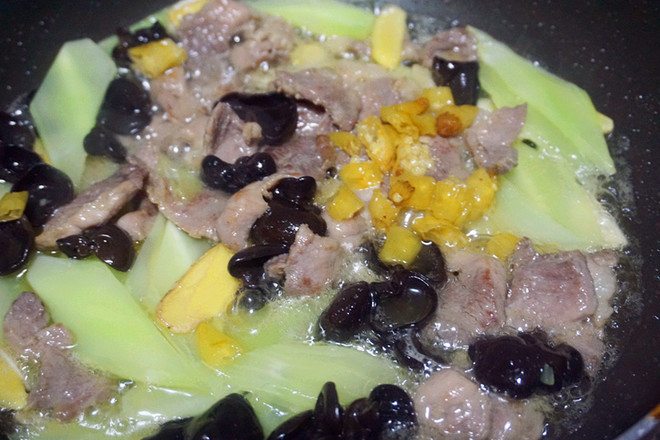 家常白油肉片的做法-家常味炒菜譜