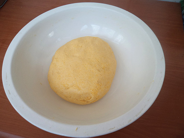 韭菜雞蛋餡混合面蒸餃的做法-咸鮮味蒸菜譜