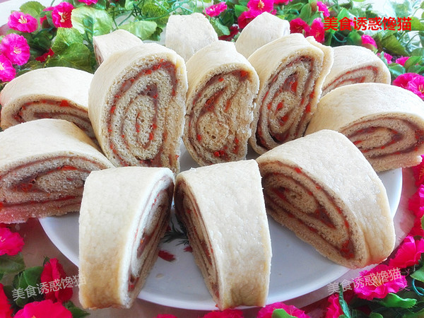 玉米面胡蘿卜肉龍的做法-咸鮮味蒸菜譜