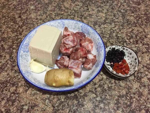 排骨蒸豆腐的做法-咸鮮味蒸菜譜