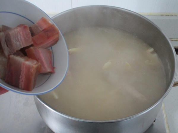 腌篤鮮的做法-咸鮮味燒菜譜-易網健康養生網 腌篤鮮的做法-咸鮮味燒菜譜