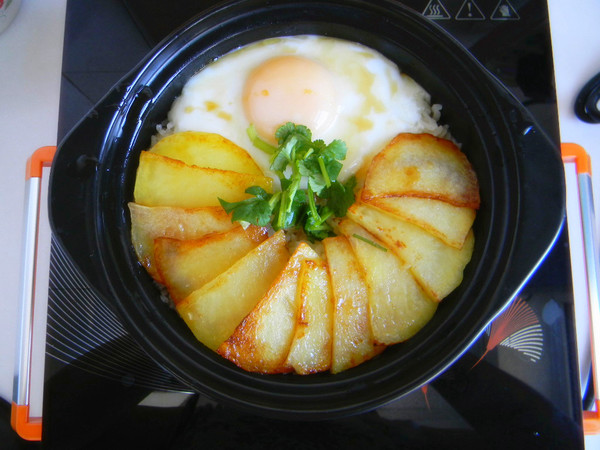 薯片燜飯的做法-其它口味燜菜譜