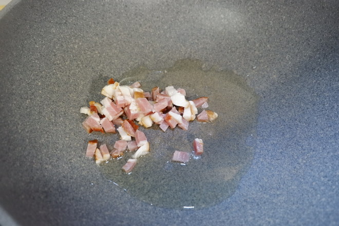 臘肉毛豆糙米飯的做法-家常味煲菜譜