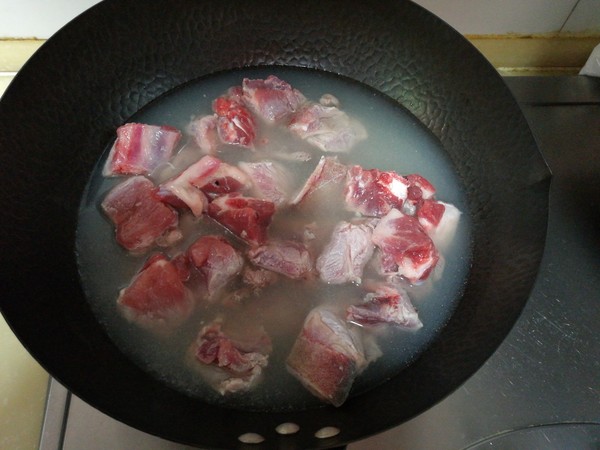 糖醋排骨的做法-酸甜味熘菜譜