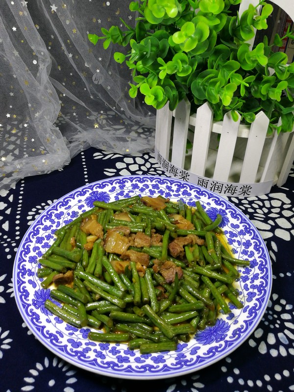 回鍋肉炒長(zhǎng)豆角的做法-家常味炒菜譜