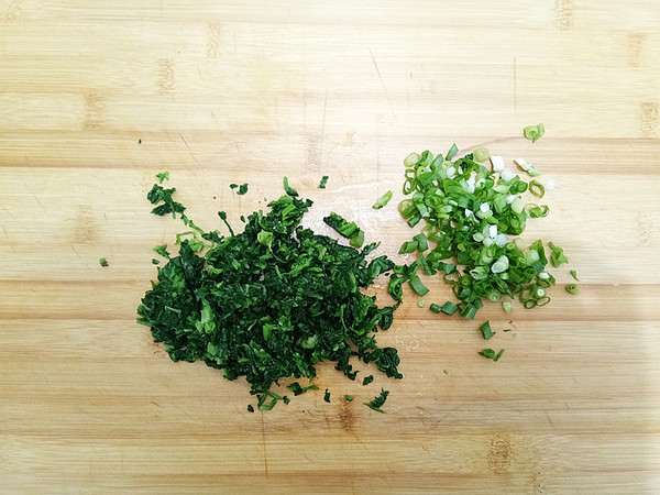 薺菜炒雞蛋的做法-咸鮮味炒菜譜