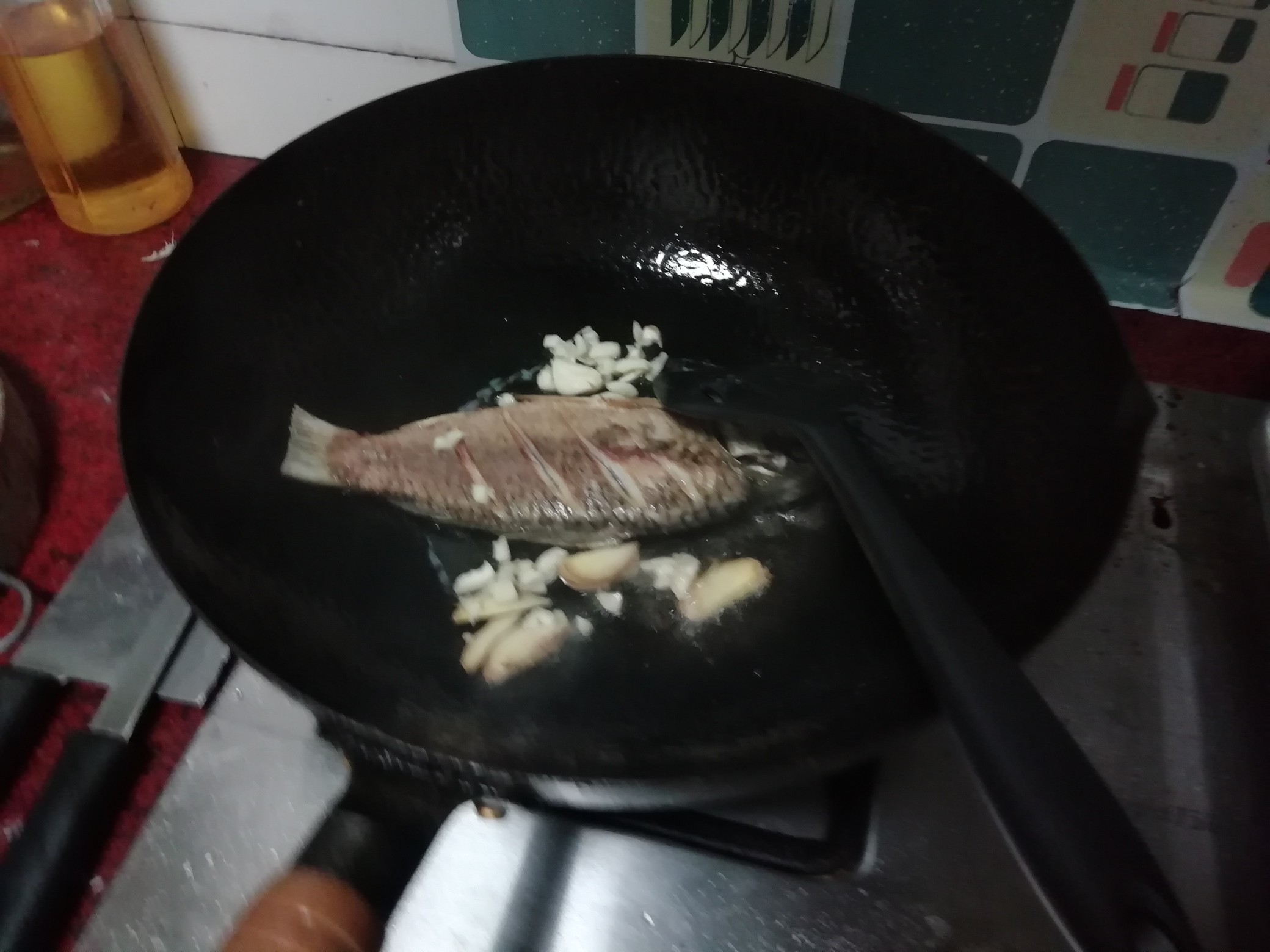 燜燒鯉魚的做法-咸鮮味燉菜譜