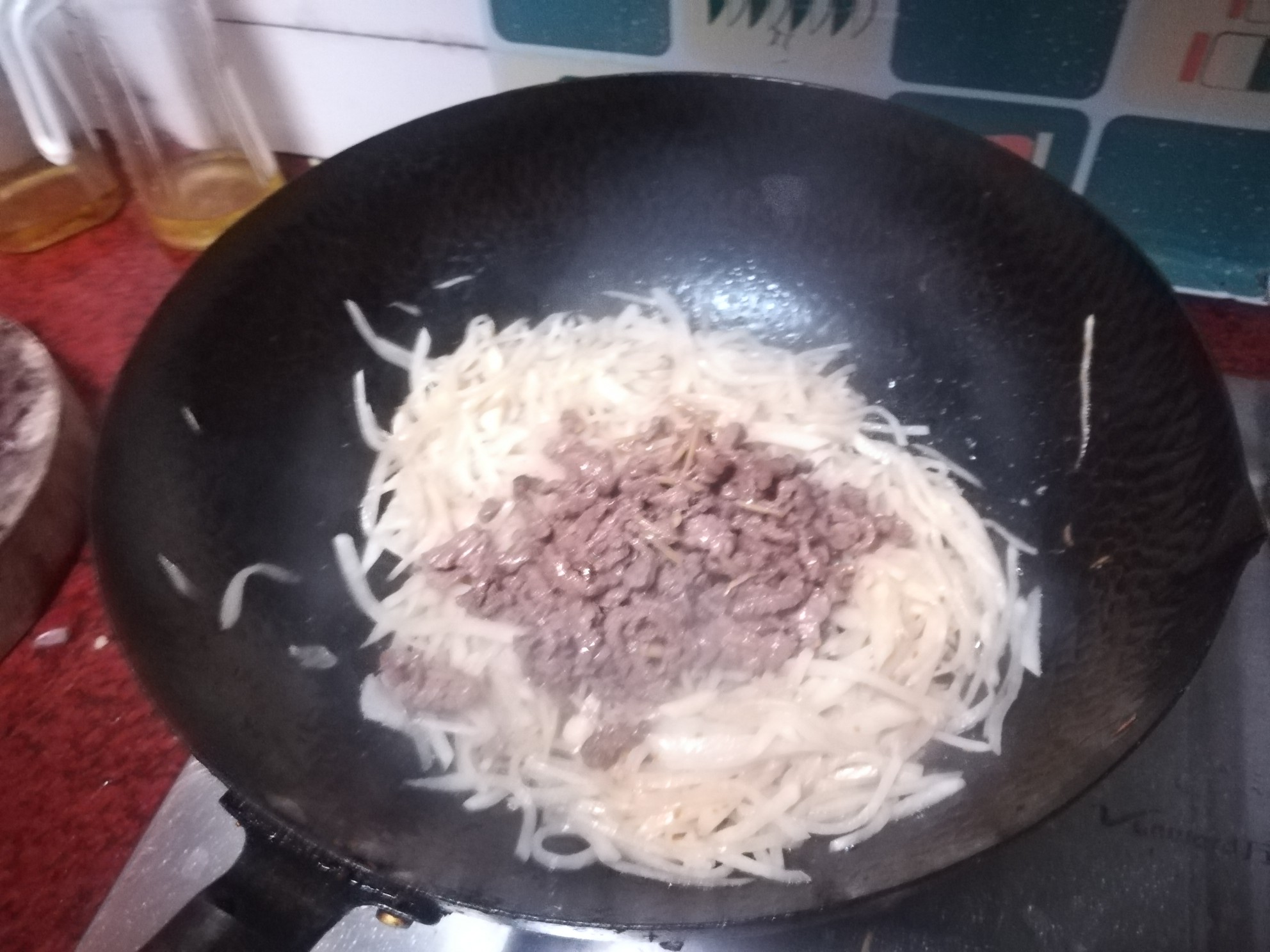 白蘿卜小炒牛肉的做法-家常味炒菜譜