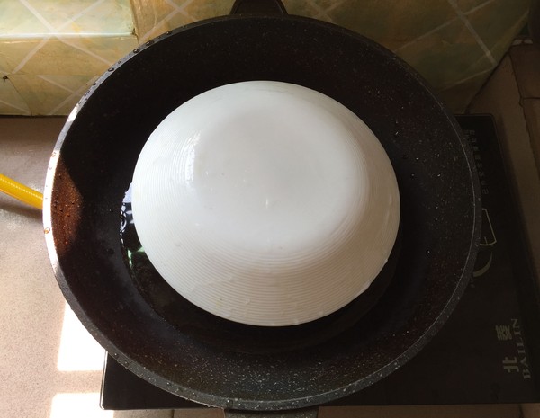 蒸黃桃罐頭的做法-咸鮮味蒸菜譜