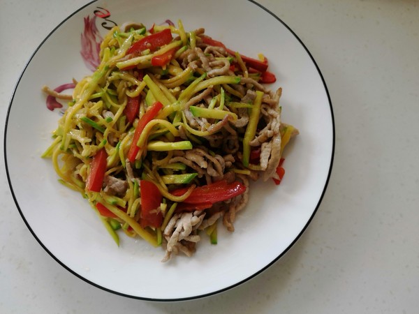 小瓜炒肉絲的做法-家常味炒菜譜