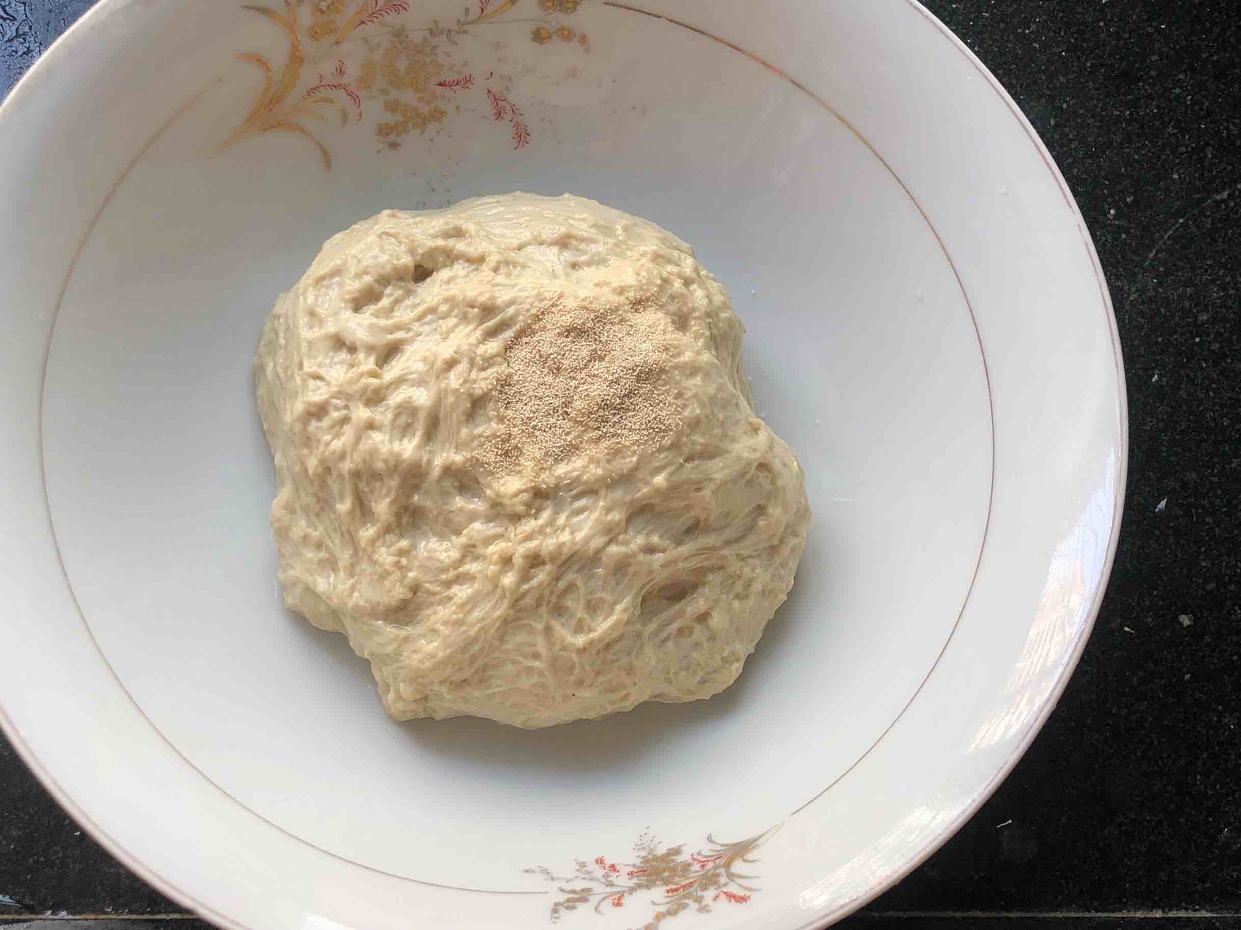 簡單易做滴涼皮的做法-酸辣味蒸菜譜