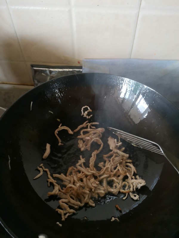 小瓜炒肉絲的做法-家常味炒菜譜