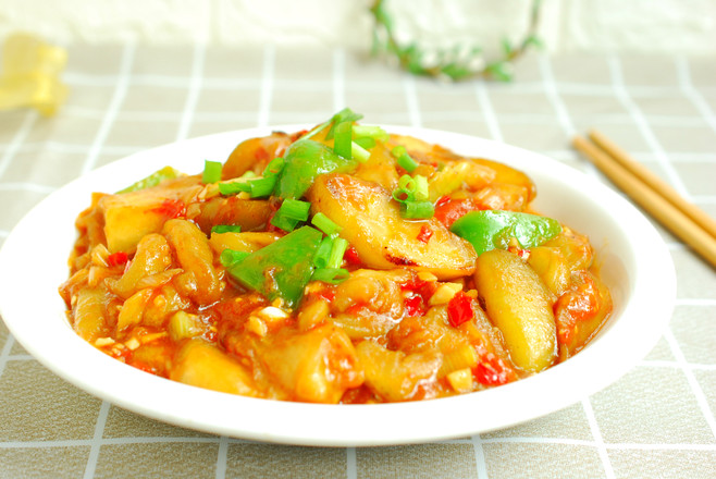 魚香茄子的做法-家常味炒菜譜