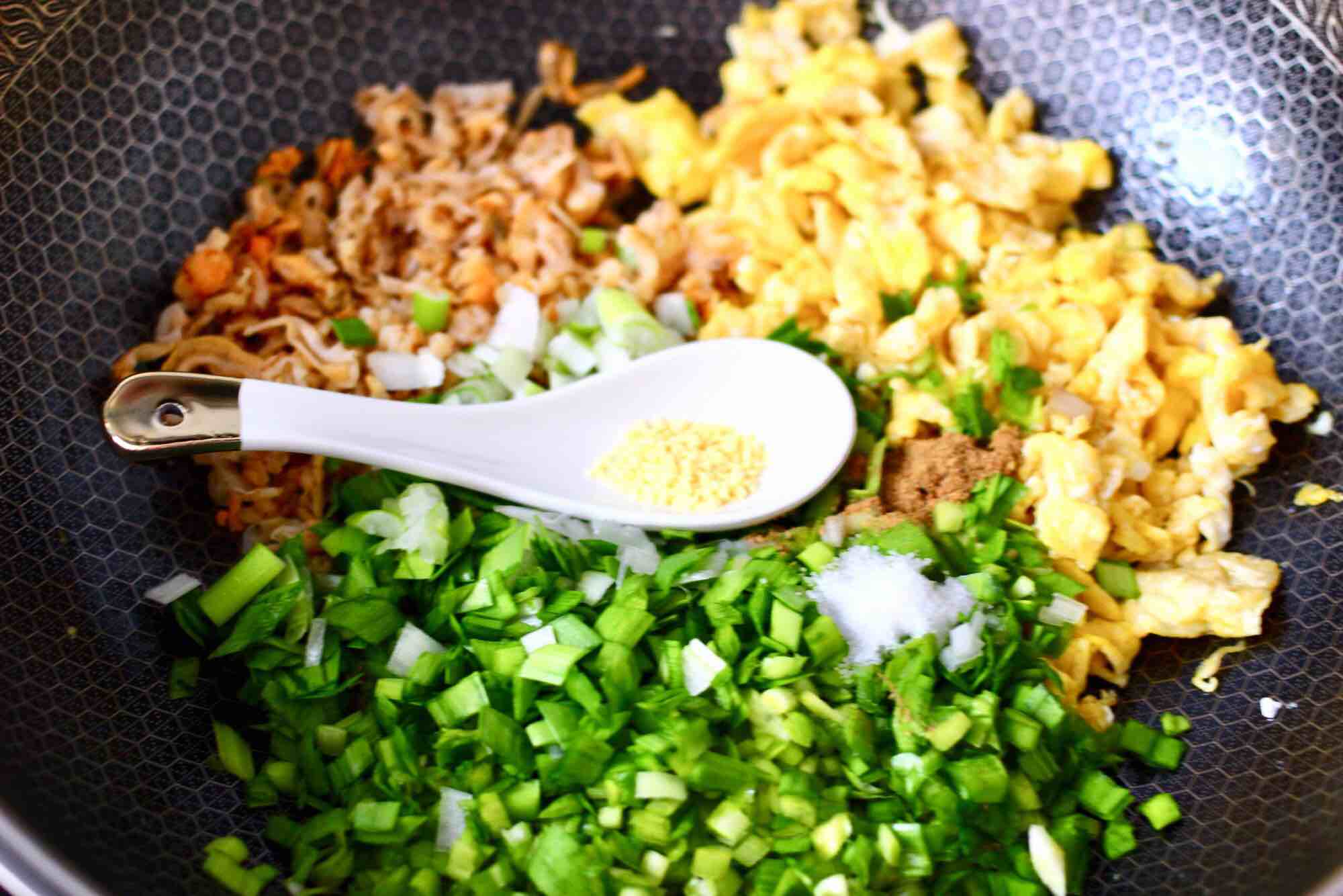 韭菜扇貝餡餅的做法-咸鮮味煎菜譜