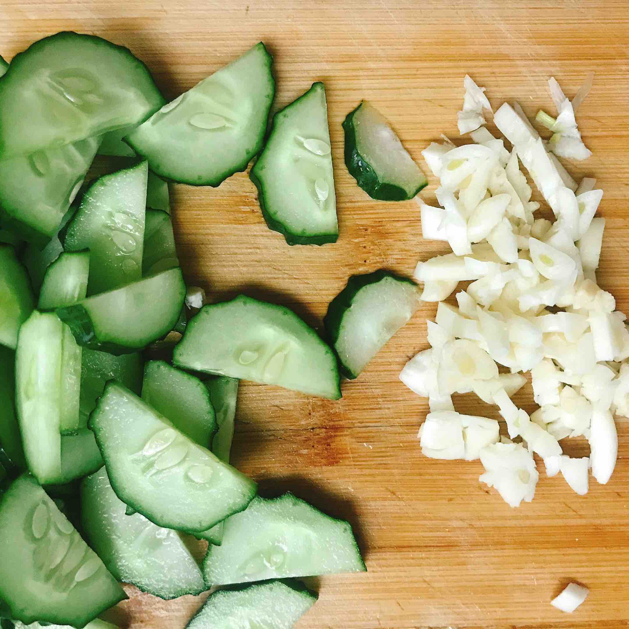 青瓜炒雞蛋的做法-家常味炒菜譜