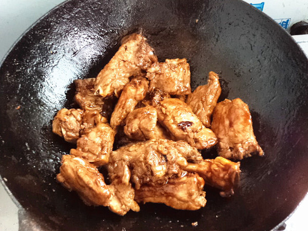 燉肋排的做法-咸鮮味燉菜譜