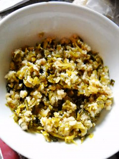 微波雪菜鮮肉月餅的做法-咸鮮味微波菜譜-易網健康養生網 微波雪菜鮮肉月餅的做法-咸鮮味微波菜譜