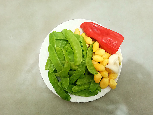 白果荷蘭豆的做法-家常味炒菜譜