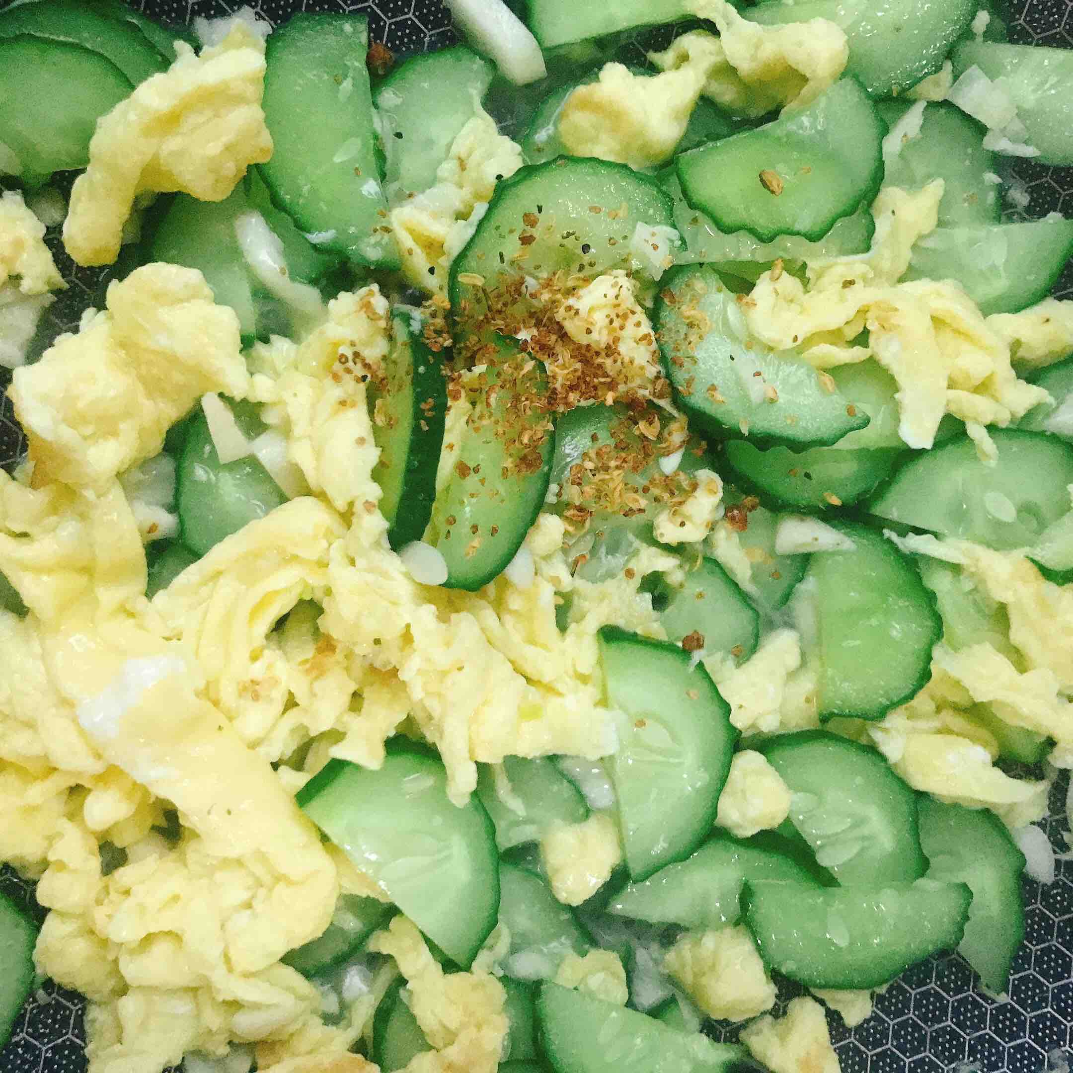 青瓜炒雞蛋的做法-家常味炒菜譜