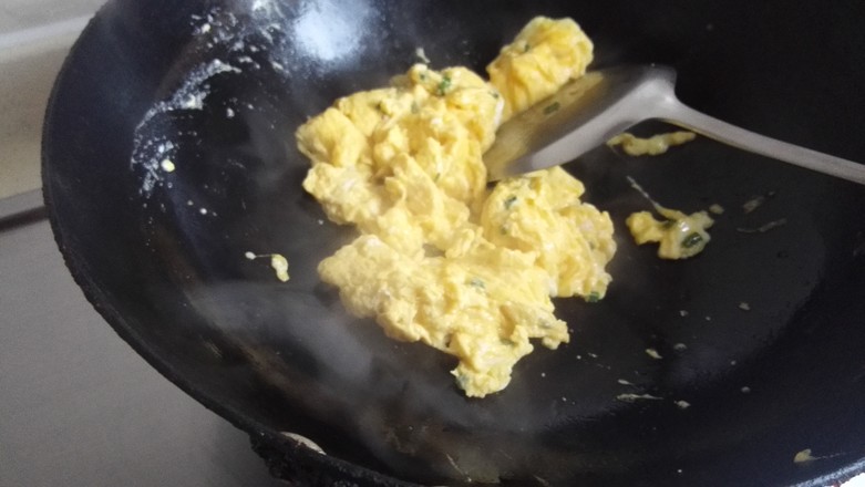 雞蛋炒蝦仁的做法-咸鮮味炒菜譜