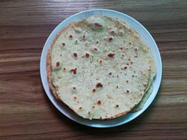 酸青瓜午餐肉卷餅的做法-家常味煎菜譜