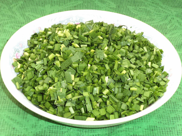 豬肉韭菜餡蒸包的做法-咸鮮味蒸菜譜