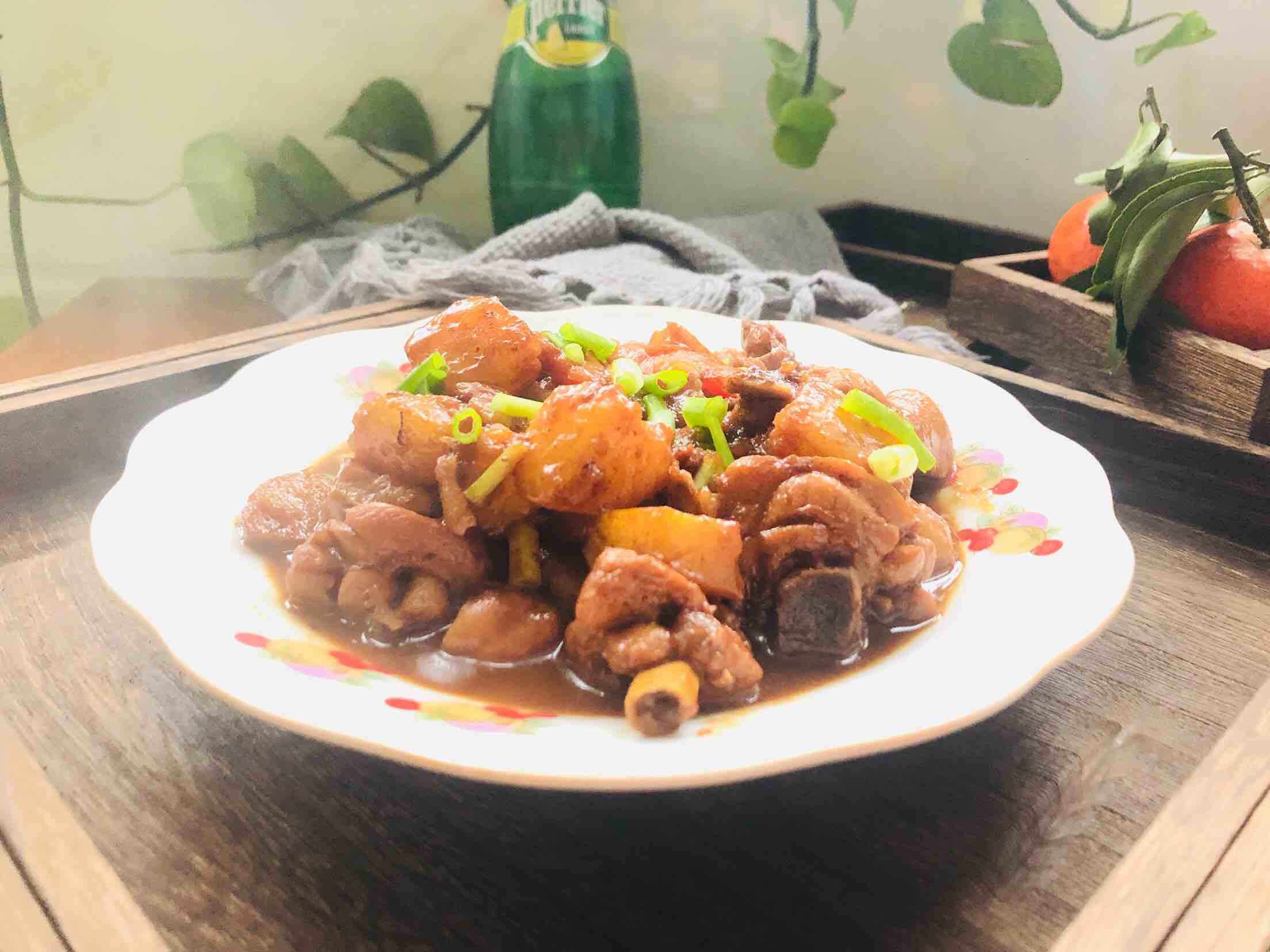 土豆燒雞腿的做法-家常味燒菜譜